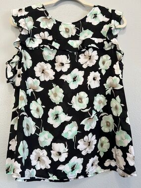 Worthington Black Floral Ruffle Sleeve Top with Mint & White. Size PL